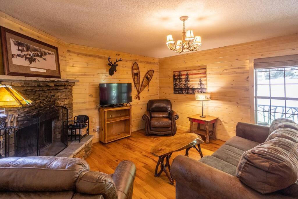 Pet Friendly Luxury Cabin Near Helen With Fire Pit 克利夫兰 外观 照片