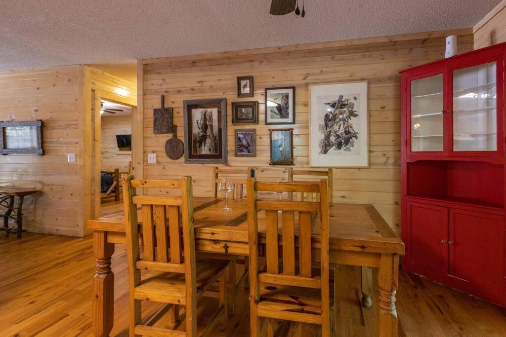 Pet Friendly Luxury Cabin Near Helen With Fire Pit 克利夫兰 外观 照片