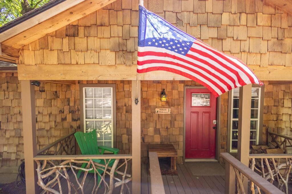 Pet Friendly Luxury Cabin Near Helen With Fire Pit 克利夫兰 外观 照片