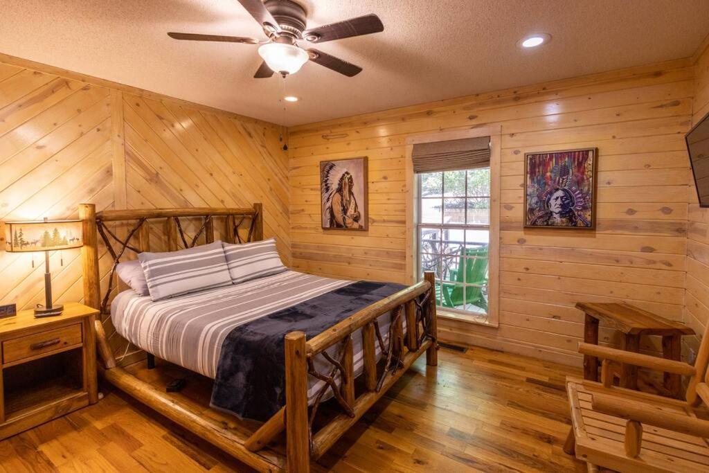 Pet Friendly Luxury Cabin Near Helen With Fire Pit 克利夫兰 外观 照片